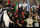 نمایش میدانی دختر ایران