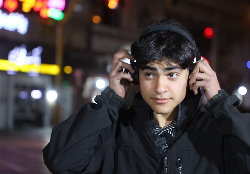 نوای رهبری در گوش ملت