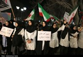 اجتماع کادر سلامت و درمان در محکومیت حمله امریکایی صهیونی به مراکز درمانی و آموزشی- همدان