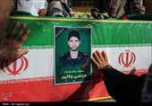 تشییع و تدفین پیکر پاسدار شهید مرتضی وفاپور در گلزار شهدای لارستان