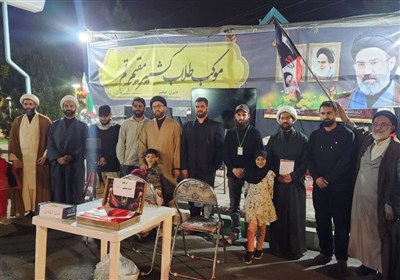 حضور نخبگان حوزه علمیه در موکب طلاب کشمیری