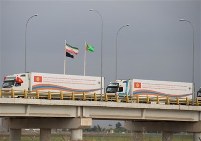 کمک‌های بشر دوستانه قرقیزستان از مرز سرخس وارد کشور شد