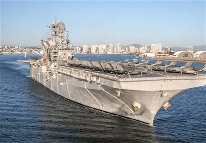 בריחת ספינת המלחמה האמריקאית טריפולי (LHA7) לאוקיינוס ההודי לאחר ירי משמרות המהפכה