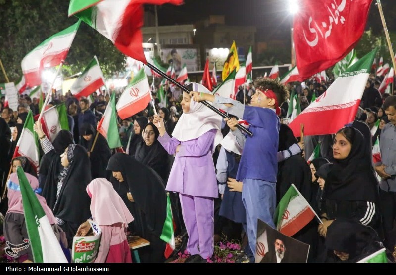 موکب هیات فوتبال استان اردبیل در حمایت از انقلاب اسلامی ایران