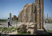 کشف 209 سکه دوران اسلامی در اطراف تخت جمشید
