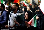 میدان شهدا میزبان شب نشینی عاشقانه مردم اراک