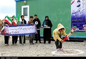 فعالیت‌های گروه جهادی شهدا به یاد 168 شهید مدرسه میناب