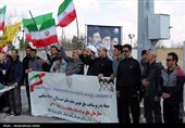 ایجاد زنجیره انسانی دور نیروگاه برق شهید مفتح همدان
