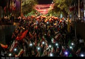 Ночное собрание иранского народа в поддержку лидера и вооруженных сил страны