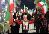 بیرق‌های برافراشته در کرمانشاه
