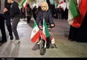 بیرق‌های برافراشته در کرمانشاه