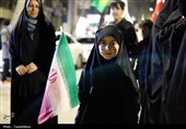 بیرق‌های برافراشته در کرمانشاه