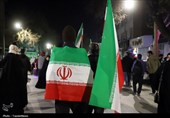 بیرق‌های برافراشته در کرمانشاه