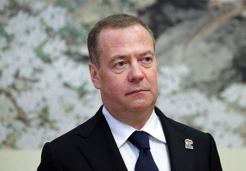 מדבדב: הפוטנציאל של מצר הורמוז הוא בלתי מוגבל