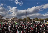 تجمع بانوان اردبیلی؛ طنین «لبیک یا زینب» در اربعین شهادت امام امت