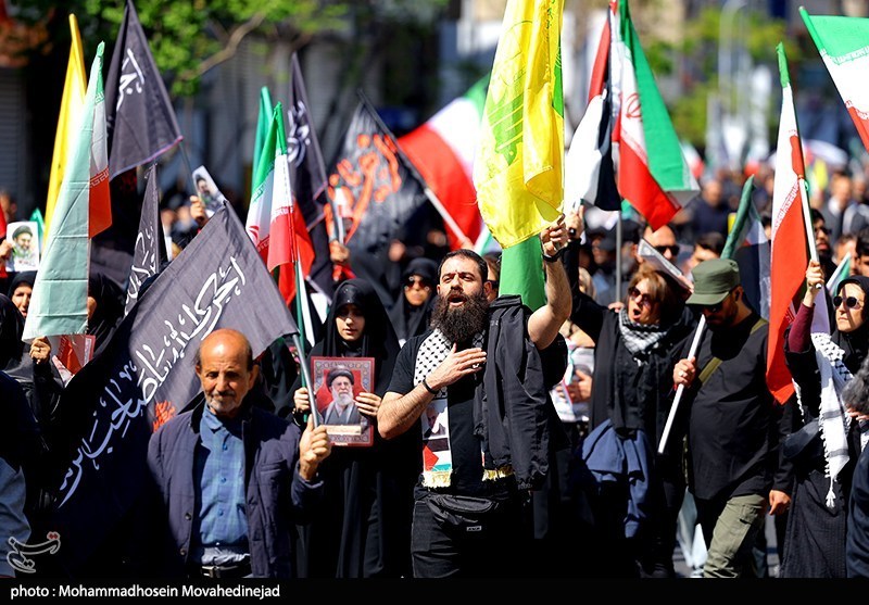 مراسم عزاداری چهلمین روز شهادت رهبر انقلاب در تهران - 1