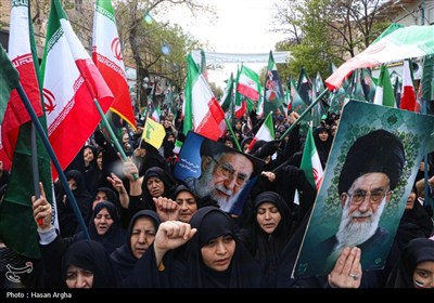 دسته عزاداری زینبیه اعظم زنجان بمناسبت چهلمین روز شهادت رهبر انقلاب