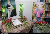 حضور خدام حرم مطهر رضوی در منزل رهبر شهید انقلاب