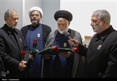حضور خدام حرم مطهر رضوی در منزل رهبر شهید انقلاب