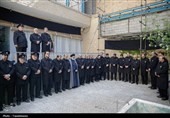 حضور خدام حرم مطهر رضوی در منزل رهبر شهید انقلاب