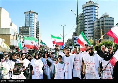 مراسم عزاداری چهلمین روز شهادت رهبر انقلاب در تهران - 3