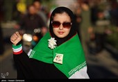 امروز در مراسم عزاداری چهلمین روز شهادت رهبر انقلاب در تهران طیف های مختلفی از مردم عزادار و پیروان راه امام شهیدشان حضور داشتند