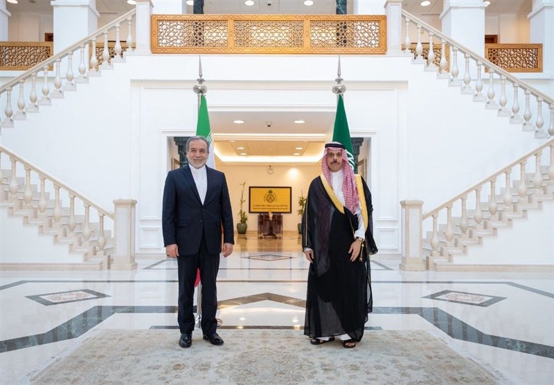 Tehran, Riyadh Discuss Regional Developments