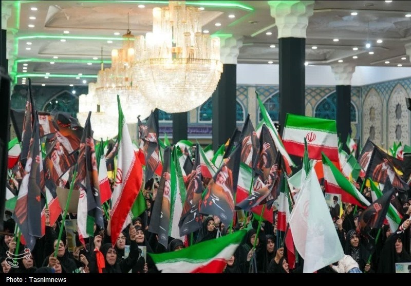 اجتماع بزرگ بانوان انقلابی در مسجد جمکران
