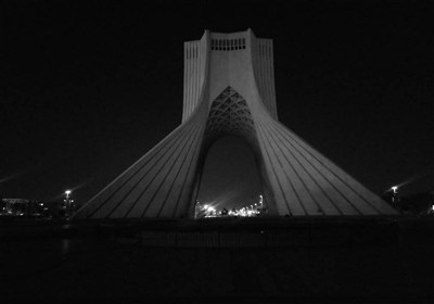 خاموشی برج آزادی به مناسبت اربعین رهبر شهید