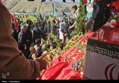 تشییع پیکر شهید خادمی در زادگاهش‌