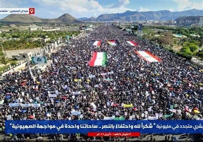 پیام حمایتی مردم یمن به مردم ایران: این پیروزی عظیم بر شما مبارک