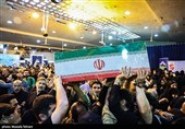 تشییع پیکر شهید 10 ماه به همراه خانواده