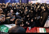 تشییع پیکر شهید 10 ماه به همراه خانواده