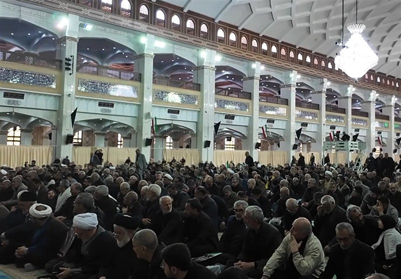 مراسم چهلم شهادت رهبری در مصلای تبریز