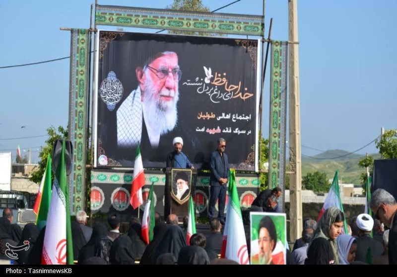 تجدید بیعت مردم طولیان با رهبر انقلاب در اربعین شهادت قائد امت