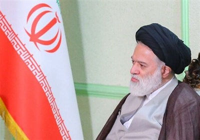 یکی از اولین طراحان فکر اجتماعی در انقلاب اسلامی، حضرت آقا بودند
