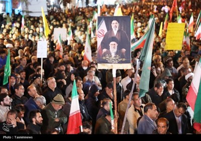 تبیین جامعه‌شناختی بایسته‌های گام دوم/ایرانیان جهان متحد شوید!