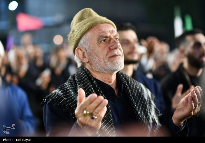 اقامه نماز استغاثه به امام زمان (عج) در خرم آباد