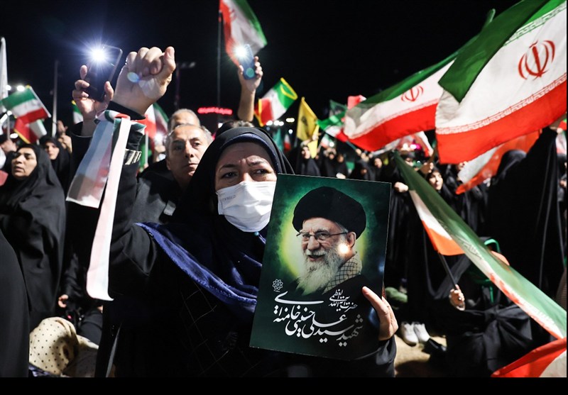 شعرخوانی شاعر بلوچ؛ نوید فتح و پیروزی ما از آیه‌های نور می‌آید