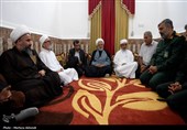 دیدار نماینده ولی‌فقیه در هرمزگان با خانواده پاسدار شهید اهل سنت