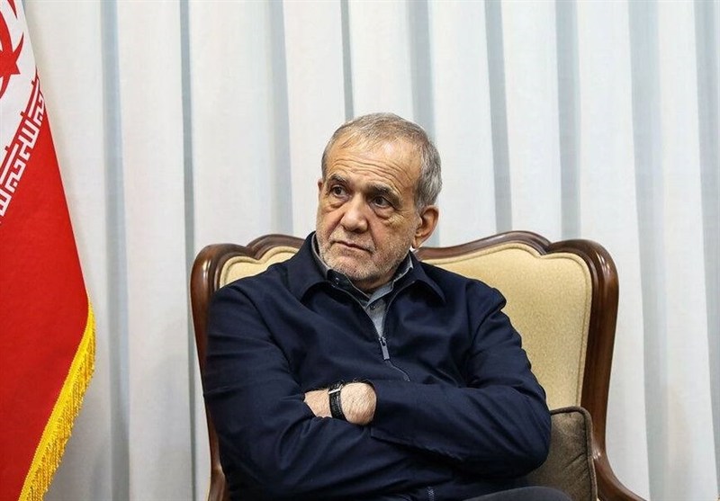 پزشکیان در ادامه بازدیدهای میدانی خود به وزارت نفت رفت