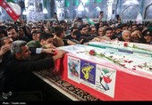 آئین وداع با پیکر پنج  شهید جنگ رمضان در حرم مطهر رضوی