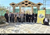 کاشت نهال به یاد رهبر شهید انقلاب در کردستان