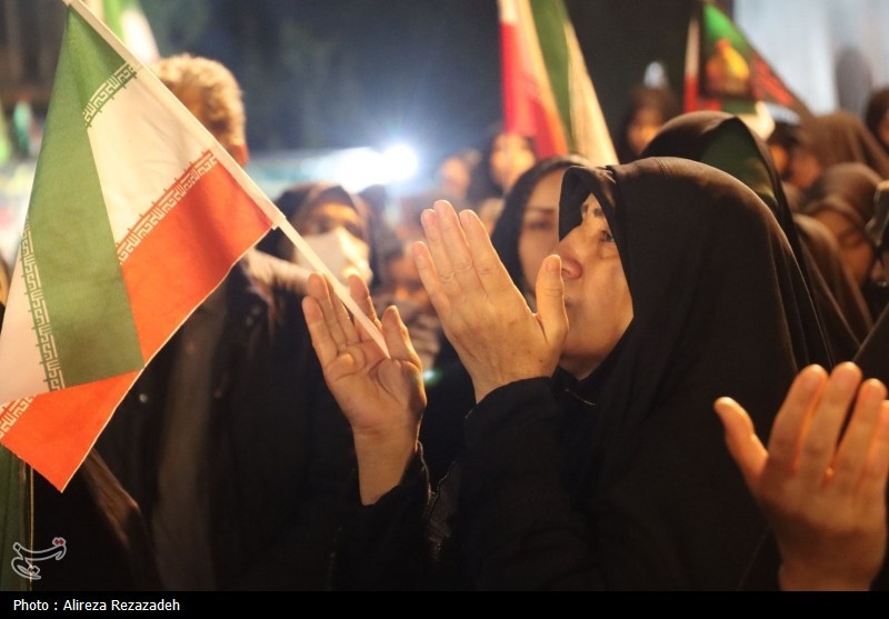 ایستادگی مردم گرگان در سنگر خیابان‌ها