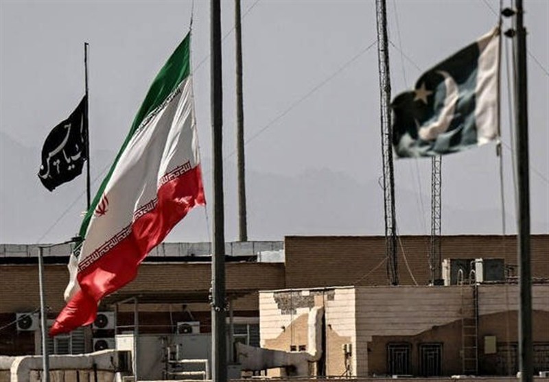 Pakistan Launches First Export via Iran Transit Corridor to Central Asia