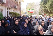 اجتماع کادر بهداشت و درمان لرستان در محکومیت جنایات آمریکا و اسرائیل