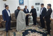 تجلیل از خانواده شهدای اقتدار رمضان در دشتی و تنگستان
