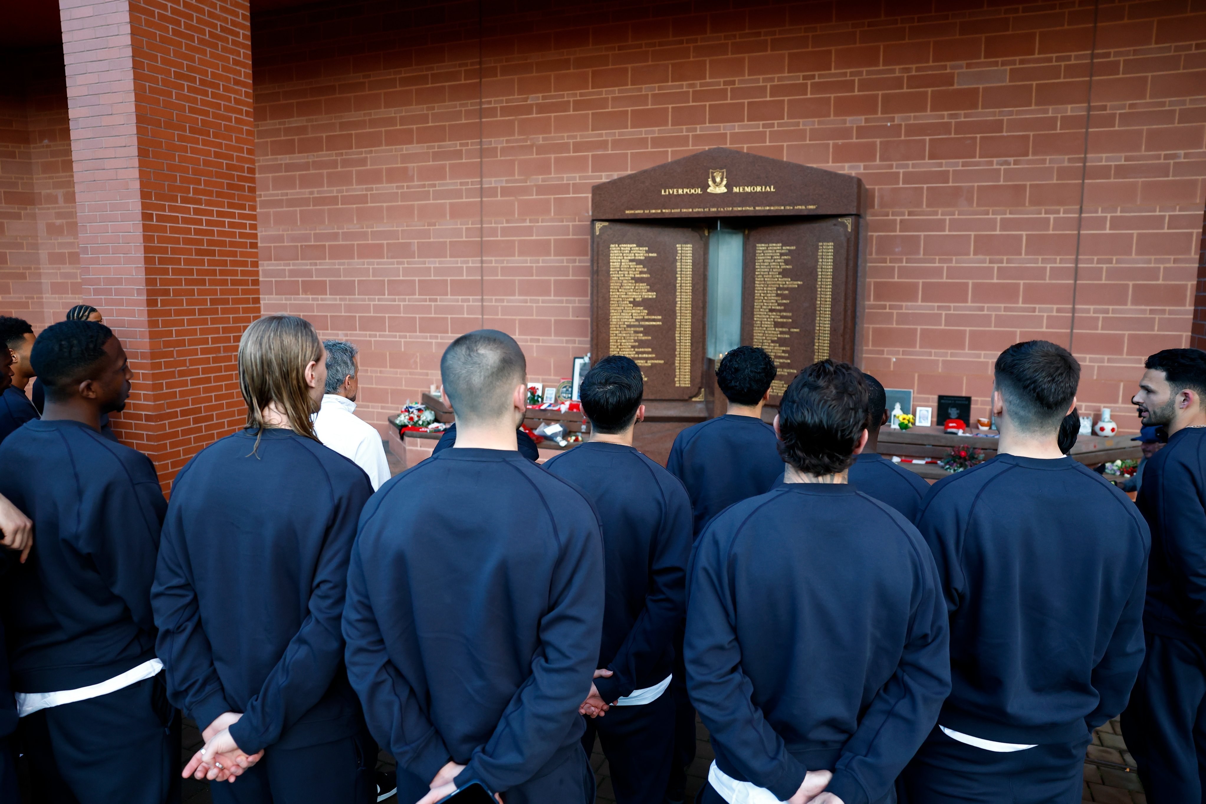 تیم فوتبال پاریسنژرمن , تیم فوتبال لیورپول انگلیس , لیگ قهرمانان اروپا ,