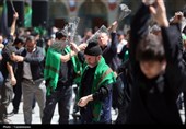 عرض ارادت دسته‌جات عزاداری امام صادق (ع) در حرم حضرت معصومه(س)