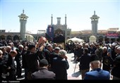 عرض ارادت دسته‌جات عزاداری امام صادق (ع) در حرم حضرت معصومه(س)